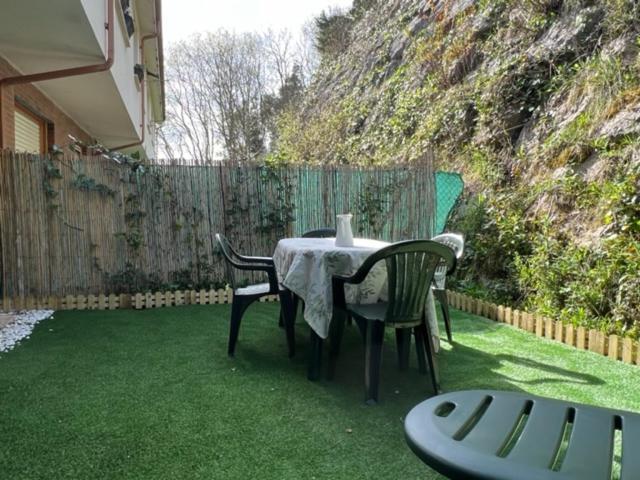 Casa Buganvilla. Apartamento Con Jardin, A 100 Metros Del Centro. Comillas Εξωτερικό φωτογραφία